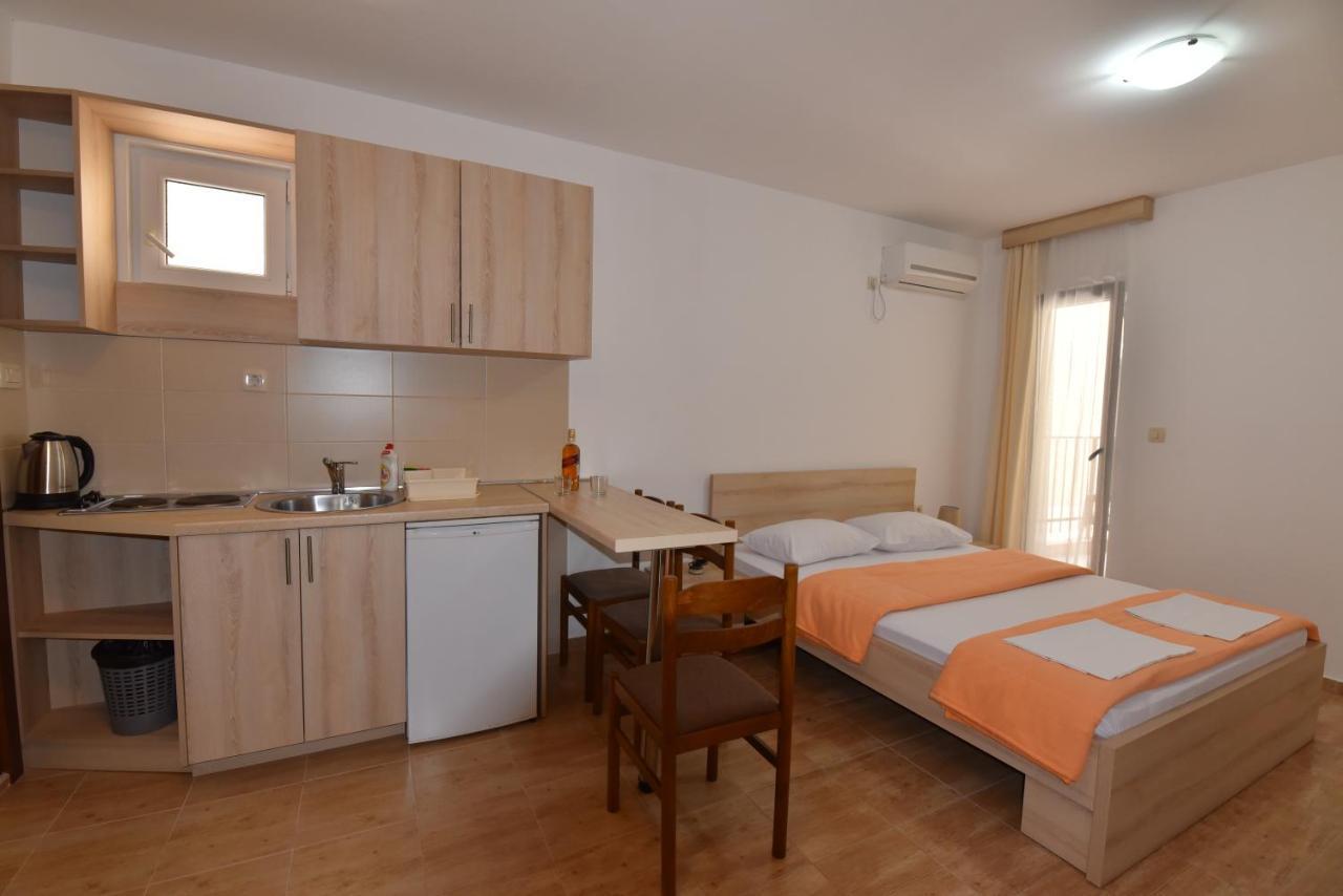 Studio Apartments 6 Palmi Budva Exterior foto